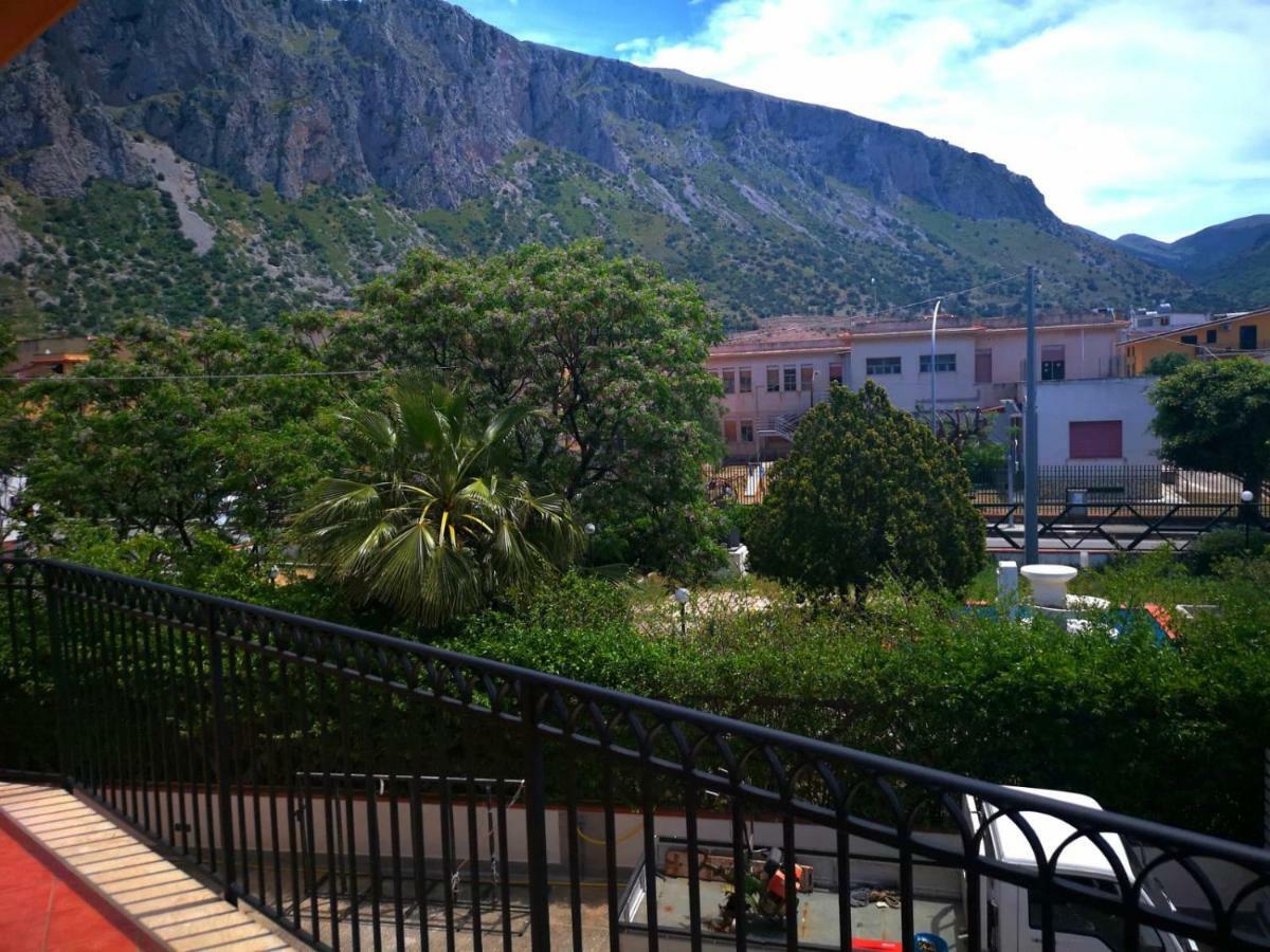 B&B Le Grotte Cinisi Esterno foto
